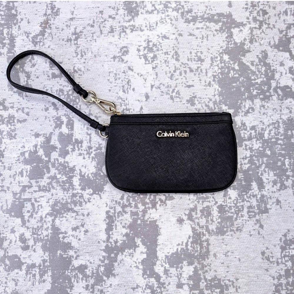 Calvin‎ Klein Black Saffiano Leather Wristlet Pouch Clutch Card Holder Gold Logo